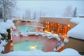 Snowmass Woodrun V 4 Bedroom Ski In, Ski Out Mountain Residence In The Heart Of Snowmass Village